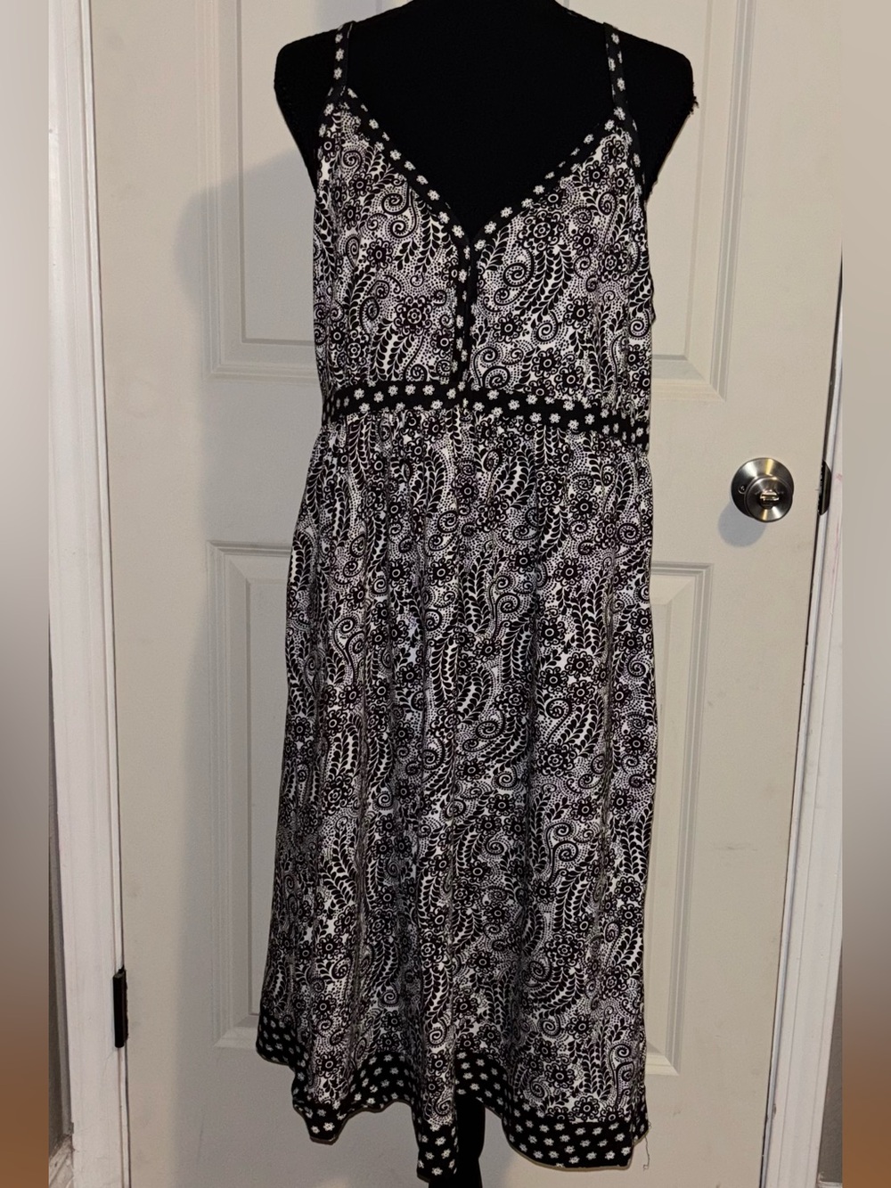 Faded Glory Black & White Paisley Midi Sundress 100% Cotton